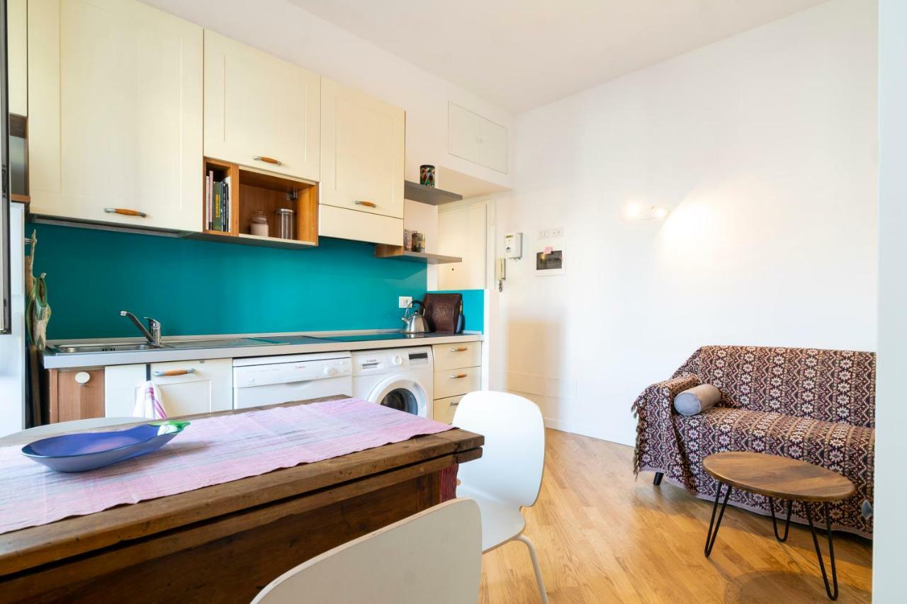 Lomazzo Flat Apartment Milan Luaran gambar